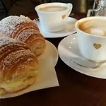 Pompeii Central Home Pompei