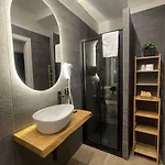 Pompeii Central Home 4*