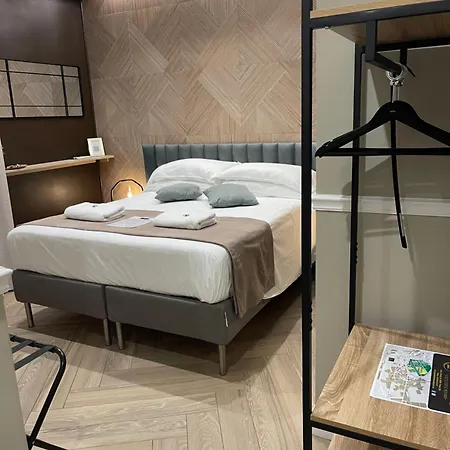 Pompeii Central Home 4* Πομπηία