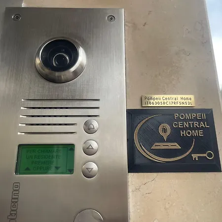 Bed and Breakfast Pompeii Central Home Πομπηία