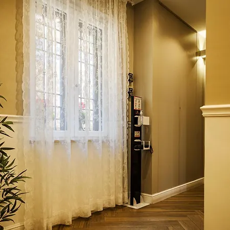 Pompeii Central Home Bed & Breakfast