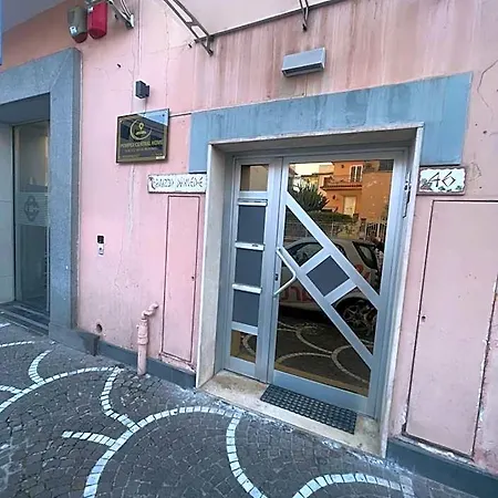 Pompeii Central Home 4*