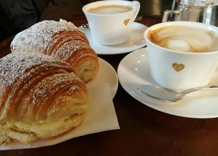 Pompeii Central Home Pompei