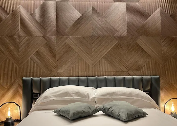 Pompeii Central Home Pompei